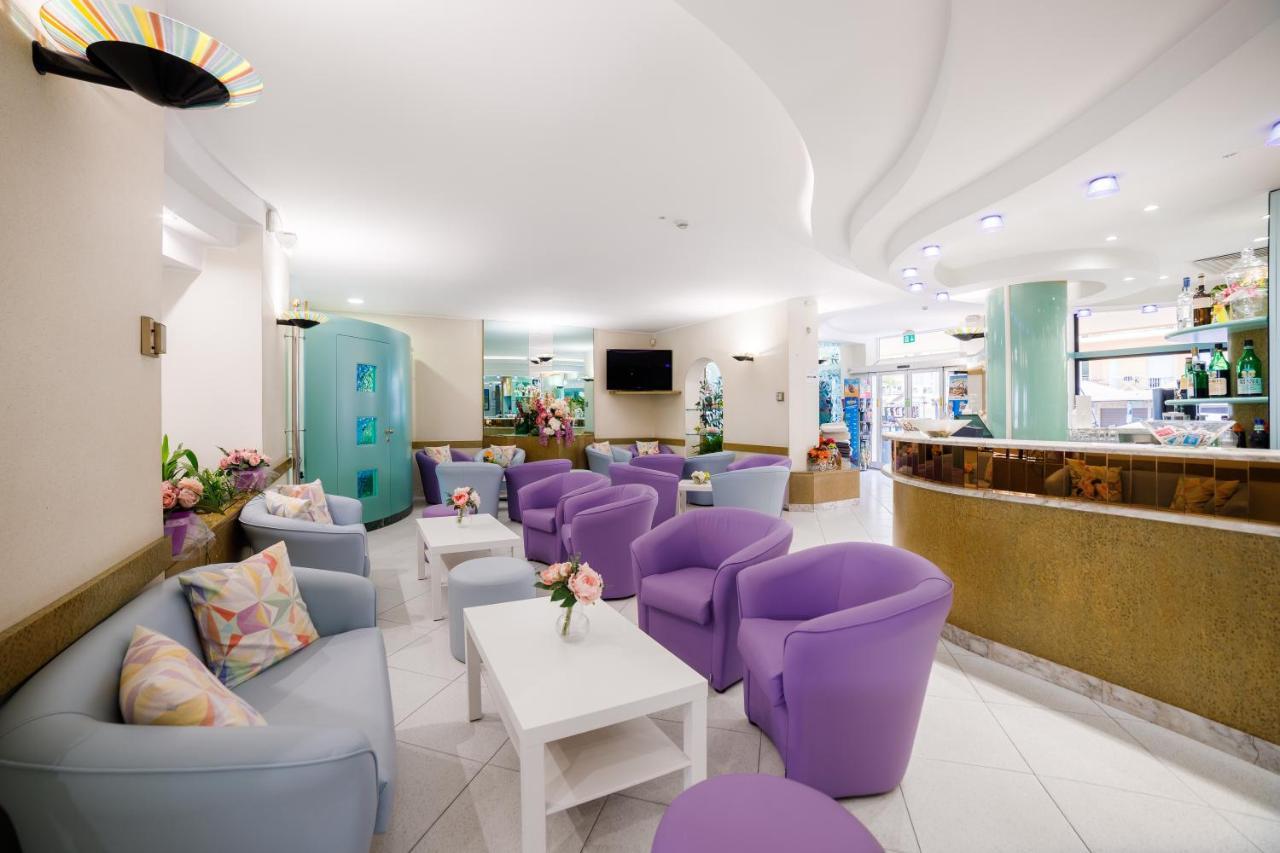 Ariane Hotel 3*