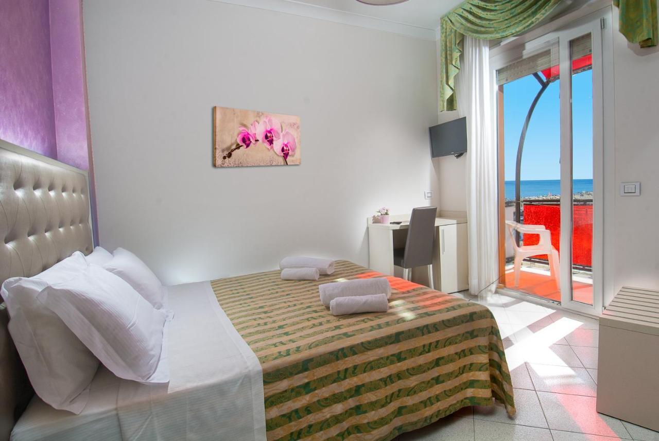 Ariane Hotel Rimini