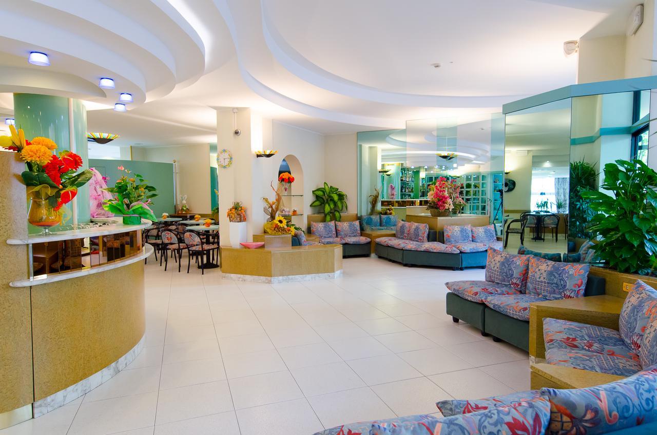 Ariane Hotel