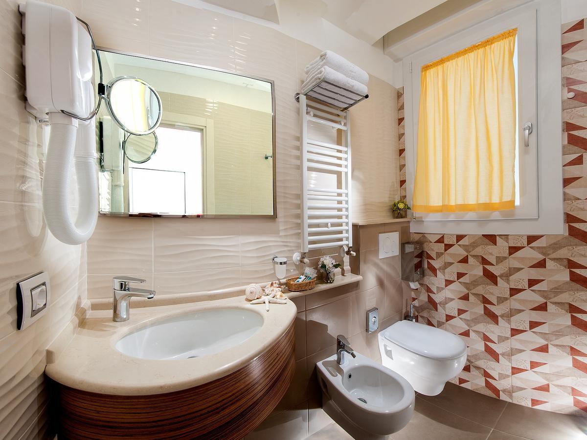 Ariane Hotel Rimini